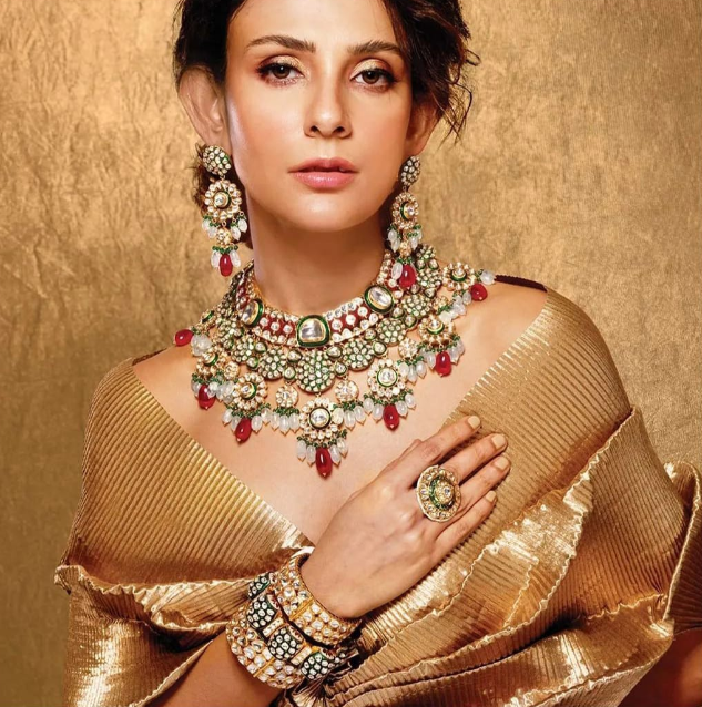 Style your Ramadan Look with Dazzling Jewellery