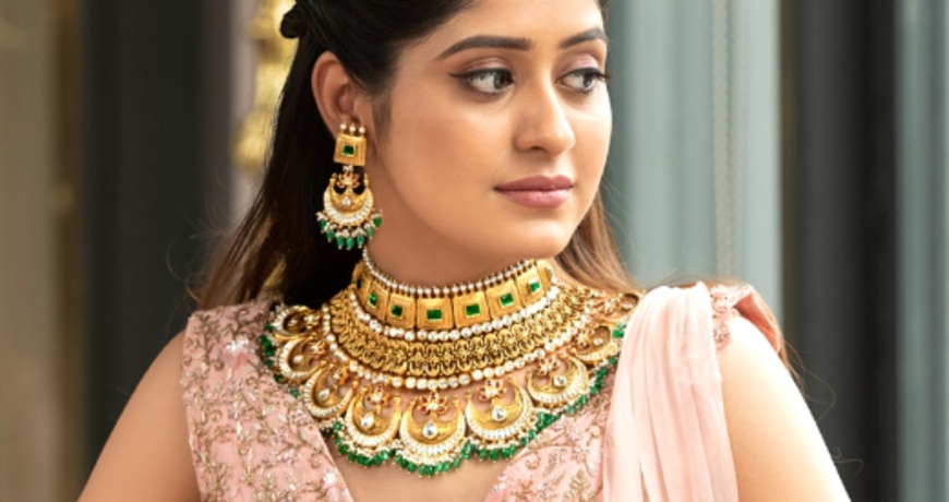 Akshaya Tritiya With Trendy Jewellery